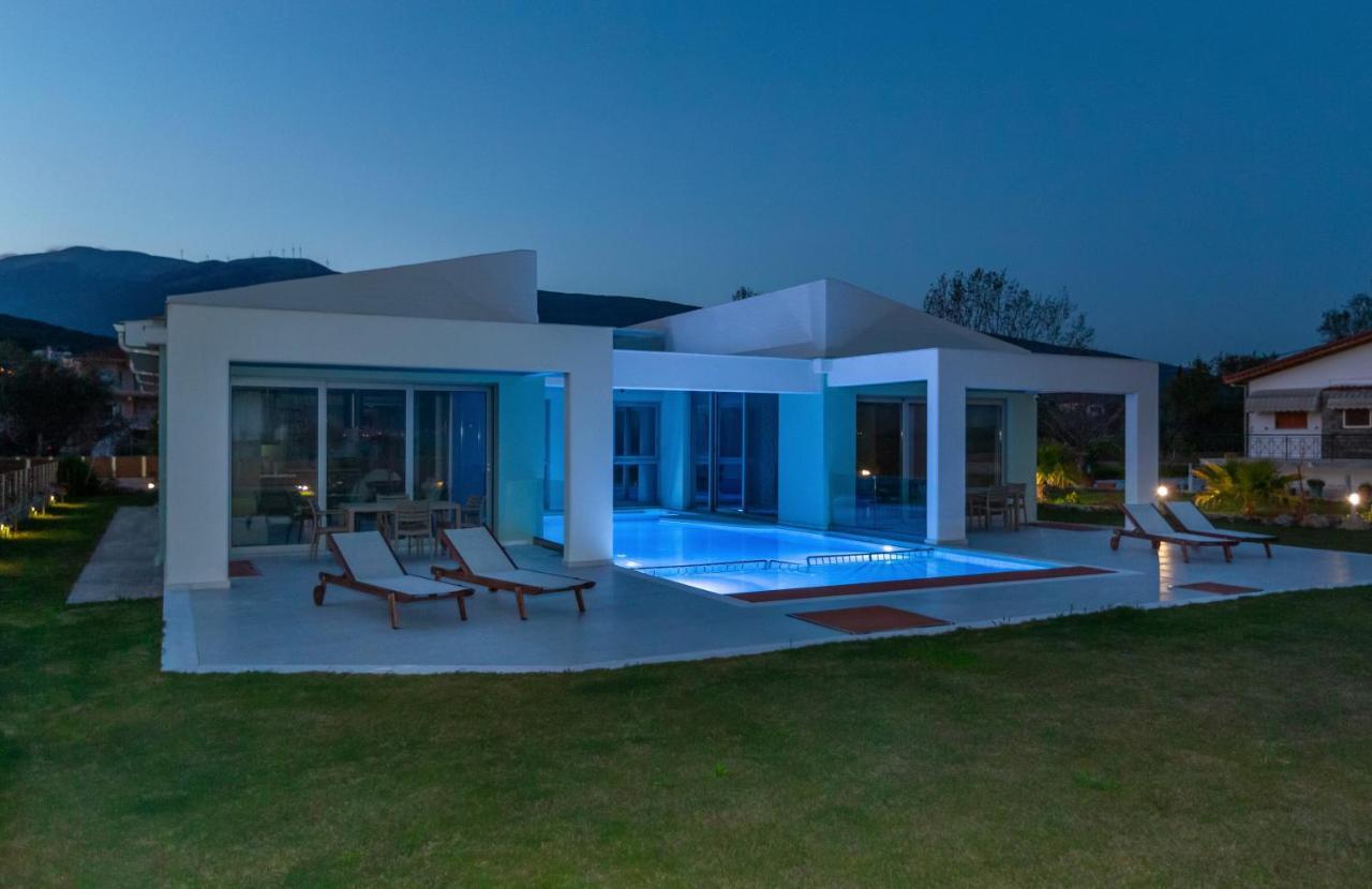 La Villa Del Mare - Nafpaktos Beach Exteriör bild