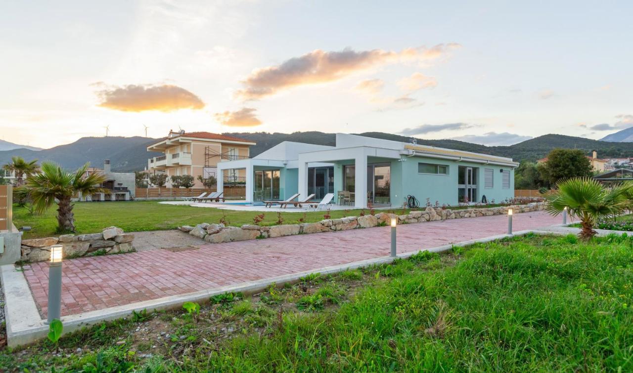 La Villa Del Mare - Nafpaktos Beach Exteriör bild
